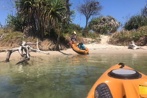 1-Hour Single Or Double Kayak Hire On Golden Beach, Caloundra - Tourism Noosa 5